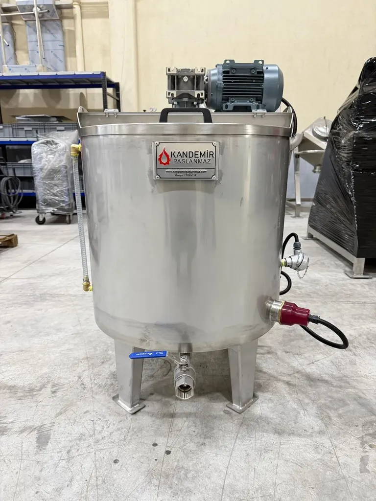 150 Litre Isıtmalı Karıştırıcı Tank