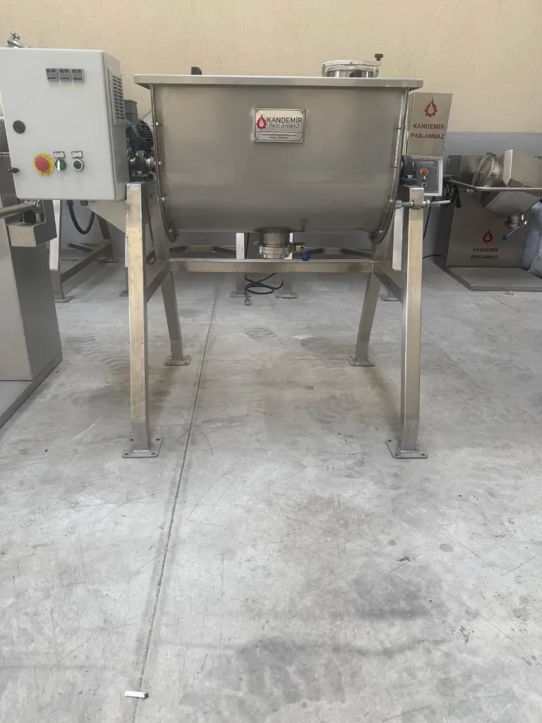 خلاط مساحيق أفقي شريطي 150 لتر KP-YTK-150