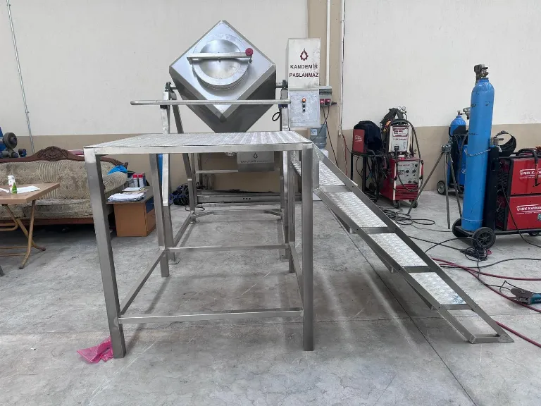 700 Liter Würfel-Pulvermischer KP-KTK 700